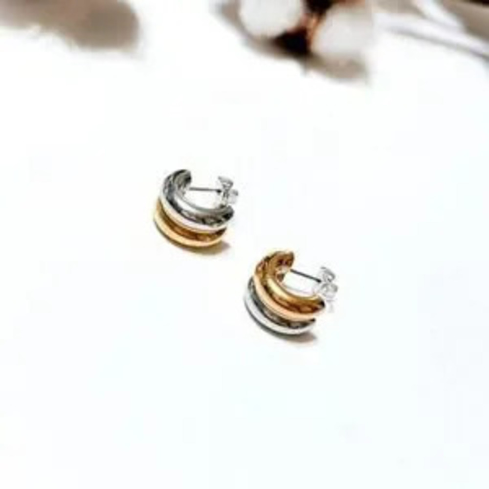 hoop cuff earrings? N284